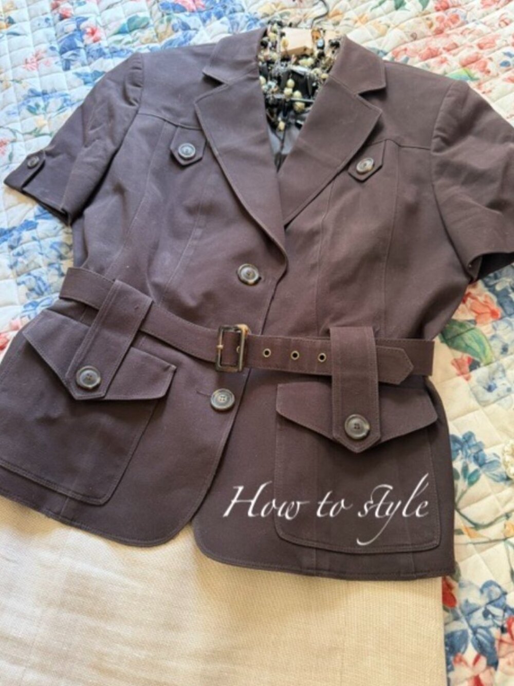 Tahari (Arthur S Levine) Brown Belted Short Sleeve Blazer- size 8